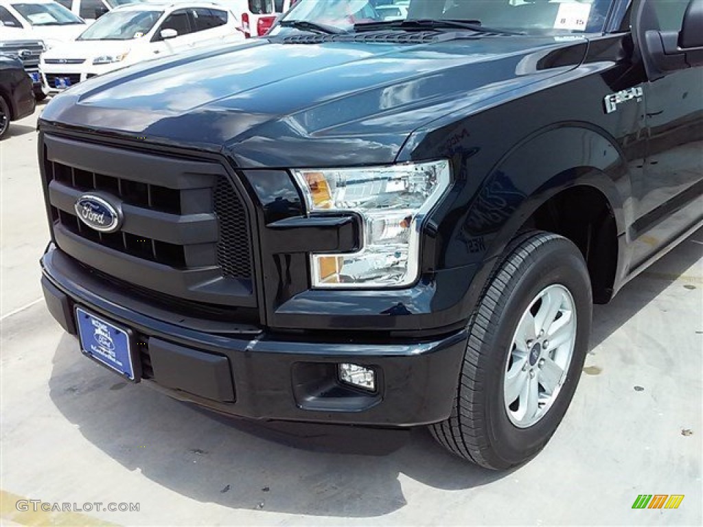 2015 F150 XL SuperCab - Tuxedo Black Metallic / Medium Earth Gray photo #12