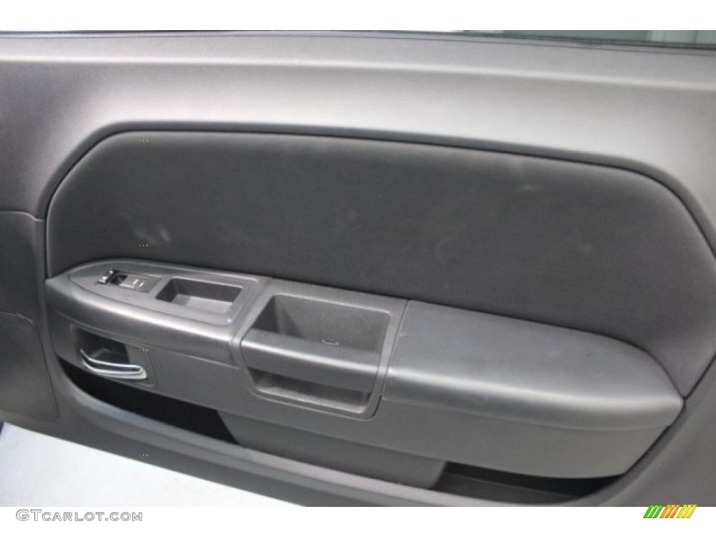 2010 Challenger SE - Stone White / Dark Slate Gray photo #26