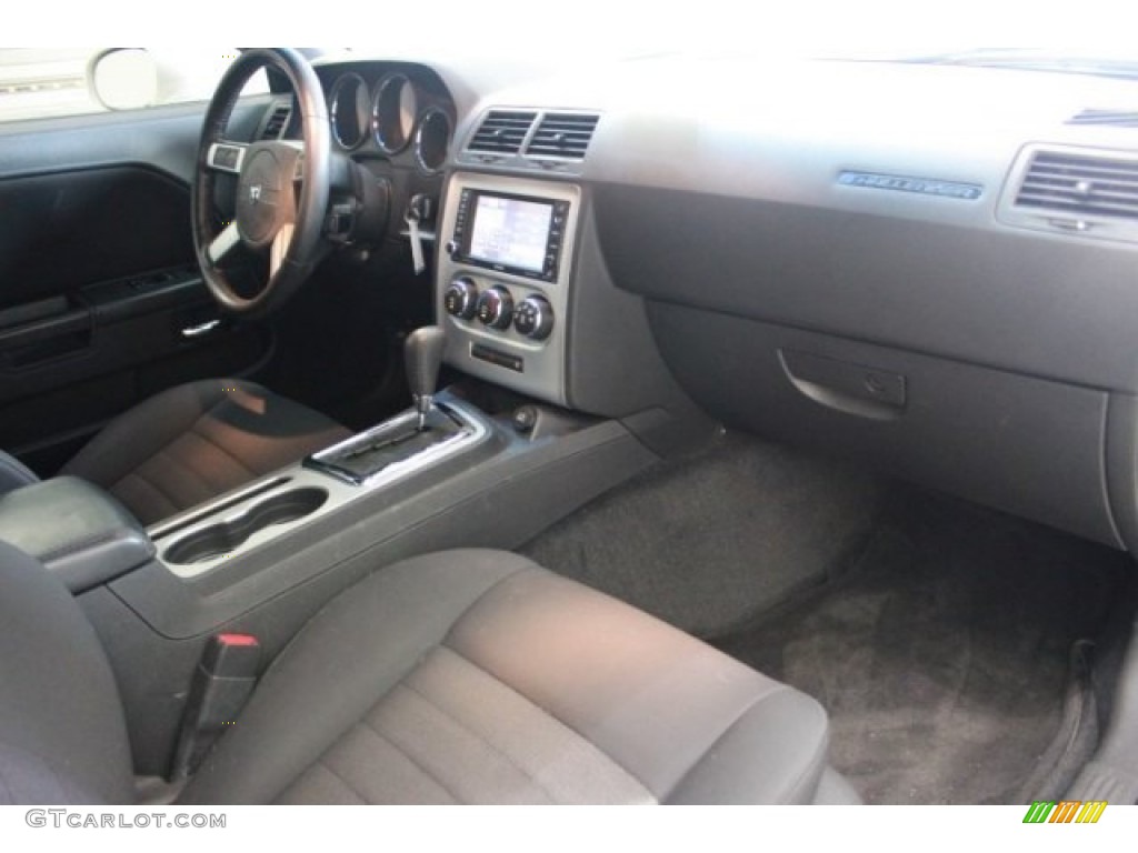 2010 Challenger SE - Stone White / Dark Slate Gray photo #27
