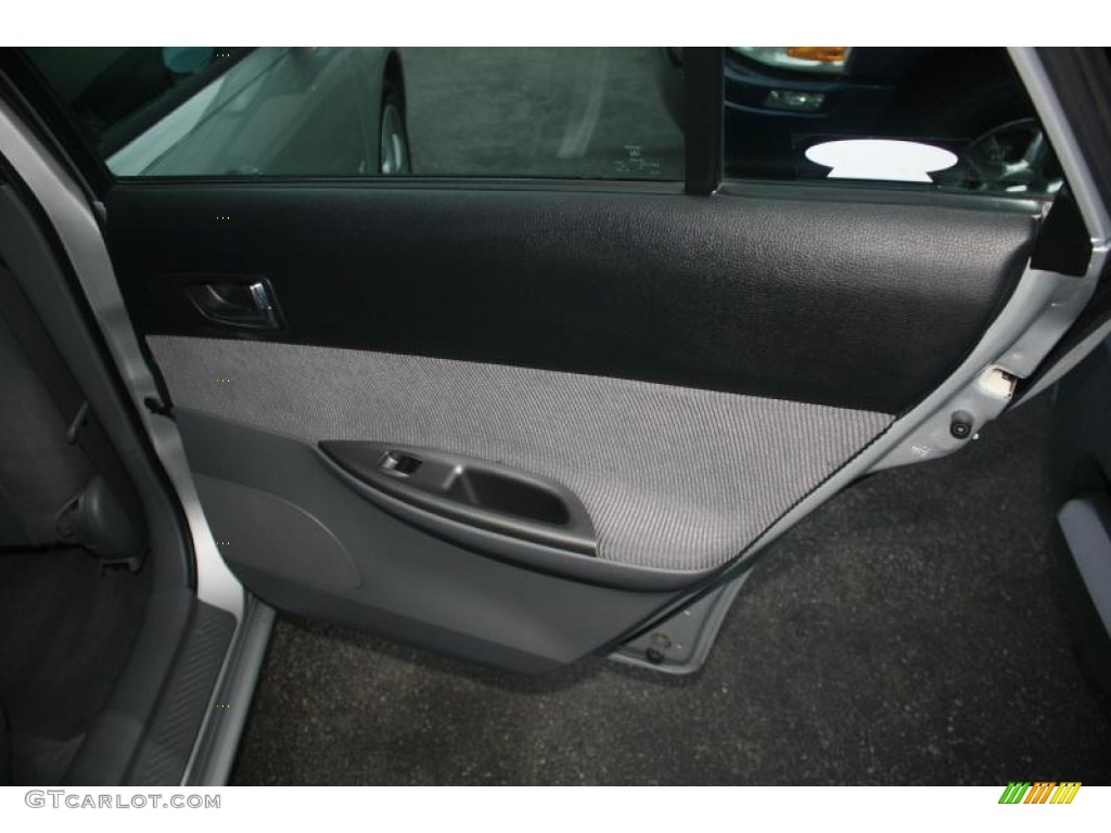 2004 MAZDA6 s Sport Wagon - Glacier Silver Metallic / Gray photo #26