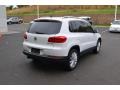 Candy White - Tiguan SE Photo No. 2