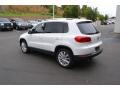 Candy White - Tiguan SE Photo No. 4