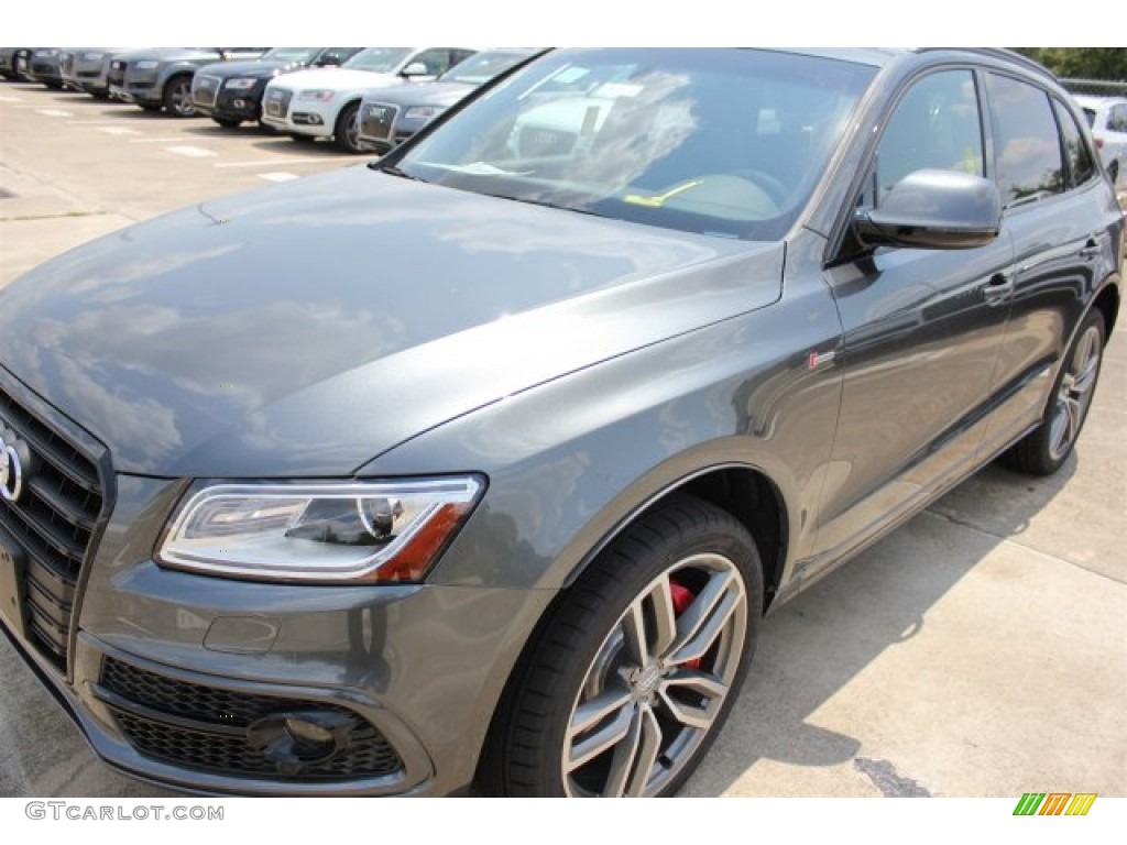 2016 SQ5 Premium Plus 3.0 TFSI quattro - Daytona Gray Pearl / Black photo #3