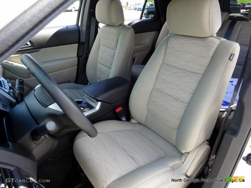 2015 Explorer 4WD - Oxford White / Medium Light Stone photo #14