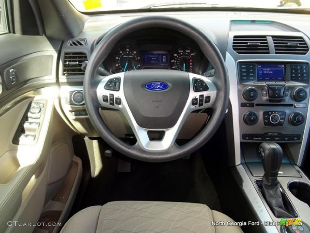 2015 Explorer 4WD - Oxford White / Medium Light Stone photo #20