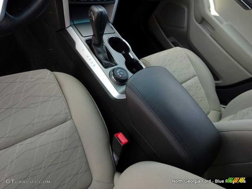 2015 Explorer 4WD - Oxford White / Medium Light Stone photo #31