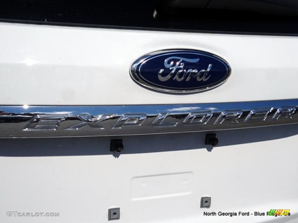 2015 Explorer 4WD - Oxford White / Medium Light Stone photo #37