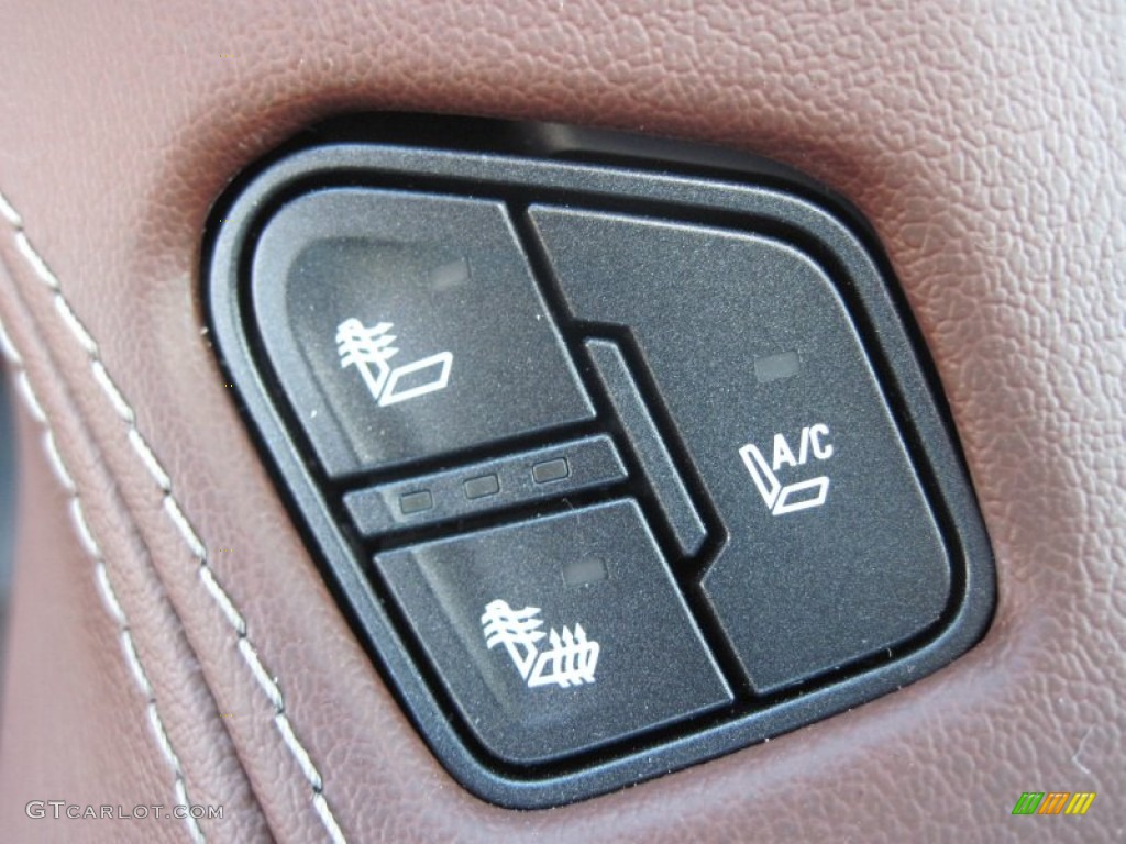 2016 Chevrolet Suburban LTZ 4WD Controls Photo #106852836
