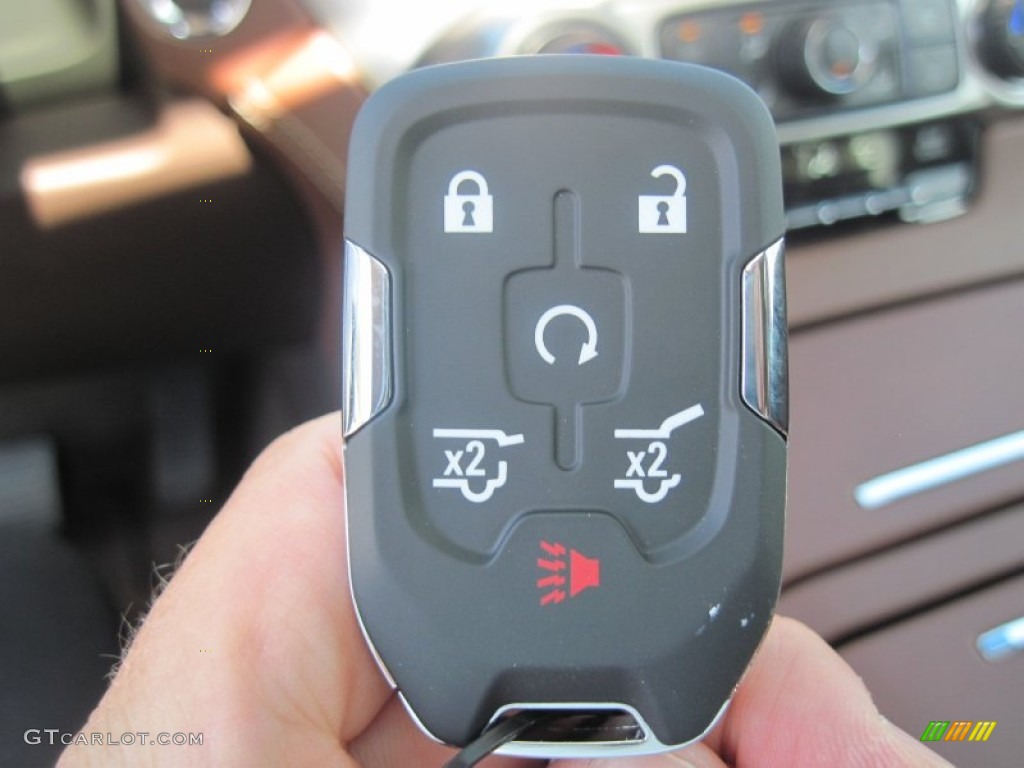 2016 Chevrolet Suburban LTZ 4WD Keys Photos