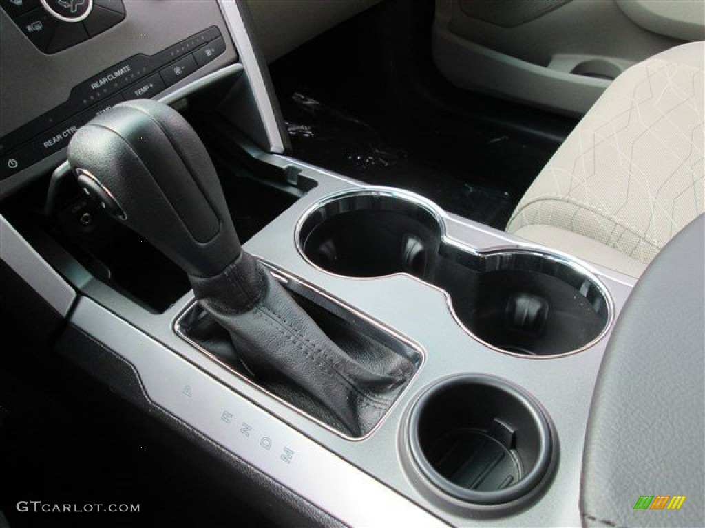 2015 Explorer FWD - Oxford White / Medium Light Stone photo #37