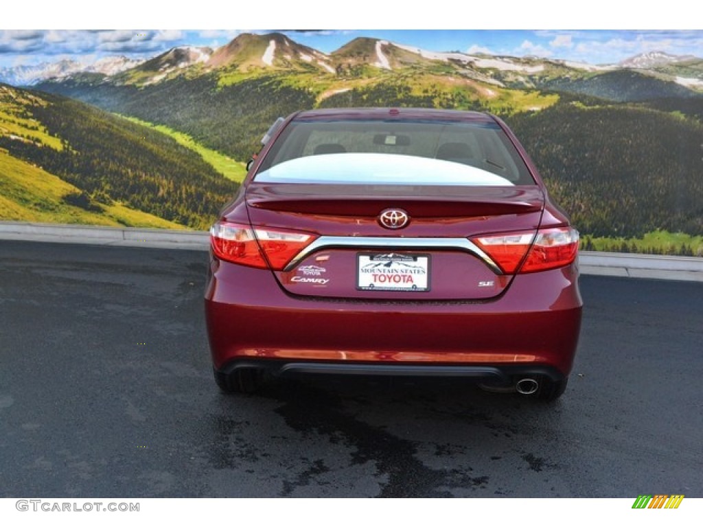 2016 Camry SE - Ruby Flare Pearl / Black photo #4