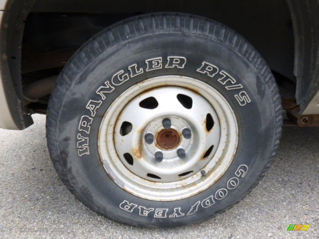 2003 Blazer LS 4x4 - Light Pewter Metallic / Graphite photo #2