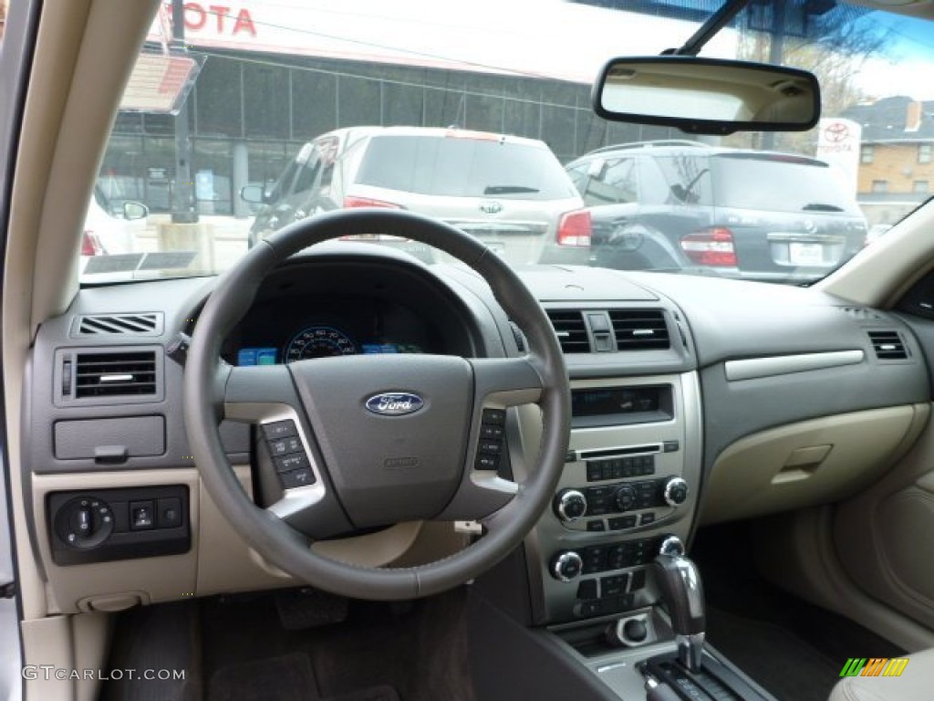 2010 Fusion Hybrid - Brilliant Silver Metallic / Medium Light Stone photo #6