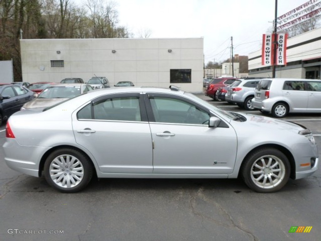 2010 Fusion Hybrid - Brilliant Silver Metallic / Medium Light Stone photo #10