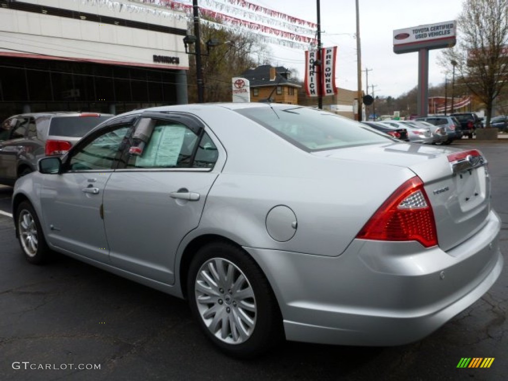 2010 Fusion Hybrid - Brilliant Silver Metallic / Medium Light Stone photo #17