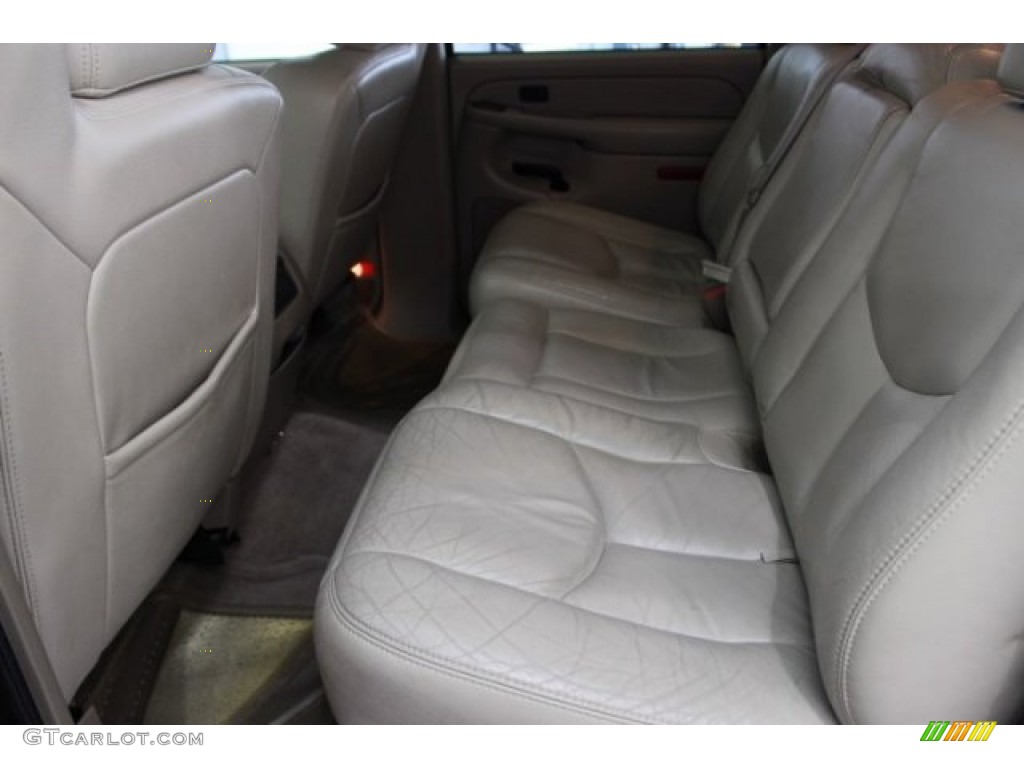 2004 Suburban 1500 LT - Sport Red Metallic / Tan/Neutral photo #33