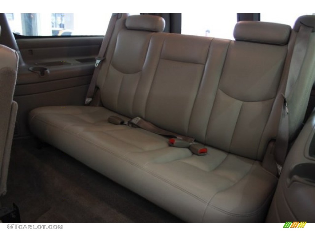 2004 Suburban 1500 LT - Sport Red Metallic / Tan/Neutral photo #39