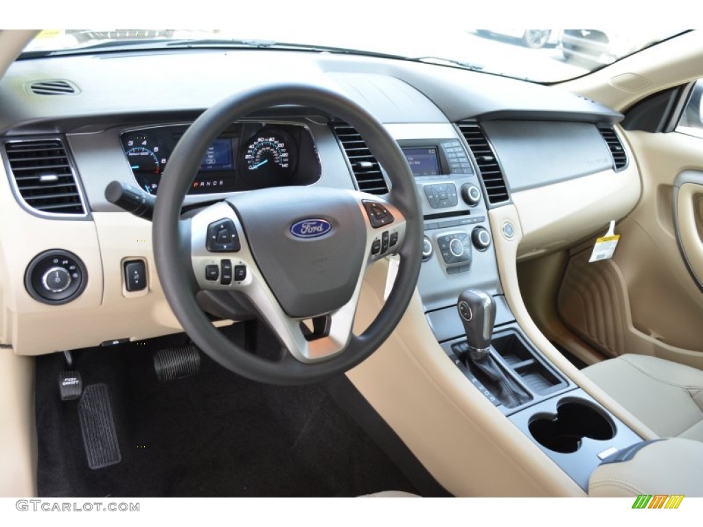 2015 Taurus SE - Tuxedo Black Metallic / Dune photo #8