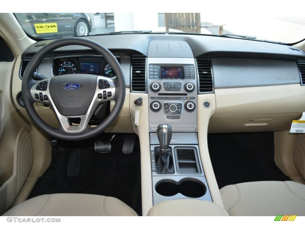 2015 Taurus SE - Tuxedo Black Metallic / Dune photo #9