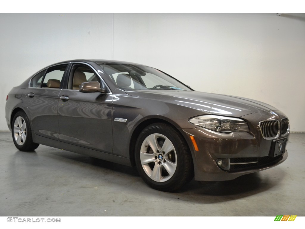 2013 5 Series 528i Sedan - Mojave Metallic / Oyster/Black photo #2