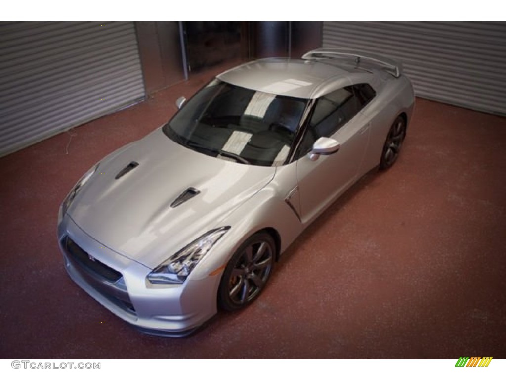 2009 GT-R Premium - Super Silver Metallic / Gray photo #3