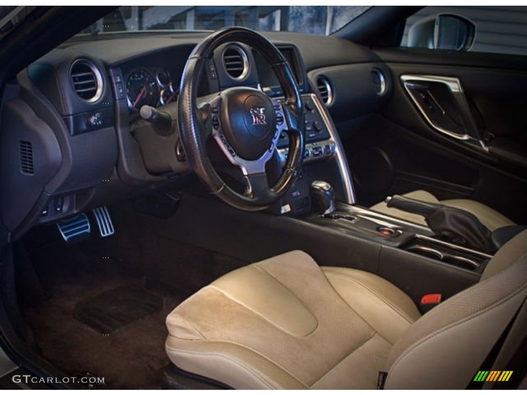 2009 Nissan GT-R Premium Interior Color Photos