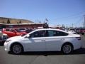 2013 Blizzard White Pearl Toyota Avalon Hybrid XLE  photo #4