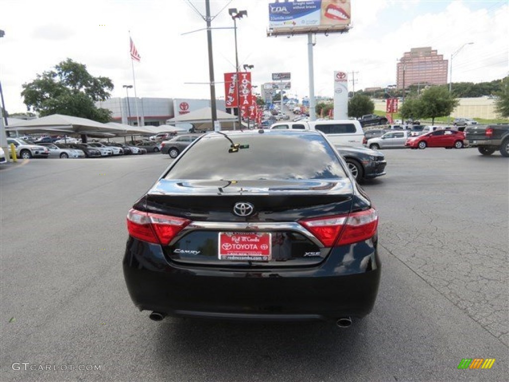 2015 Camry XSE V6 - Attitude Black Metallic / Black photo #7