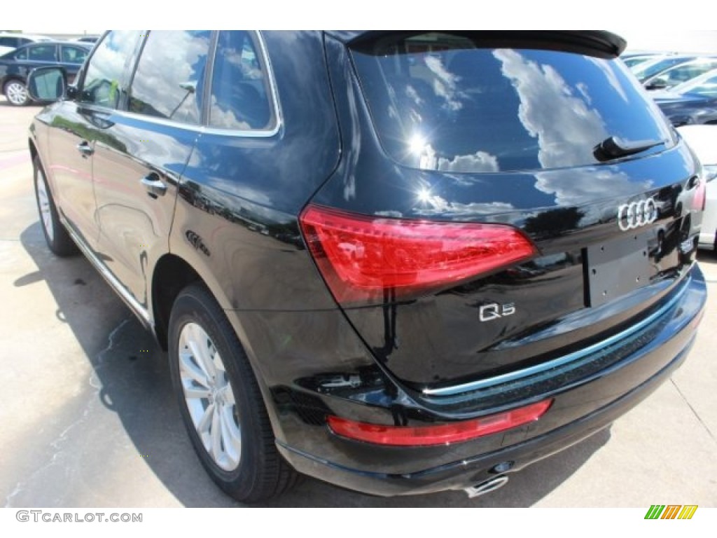2016 Q5 2.0 TFSI Premium quattro - Brilliant Black / Black photo #6