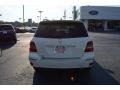 Arctic White - GLK 350 4Matic Photo No. 4