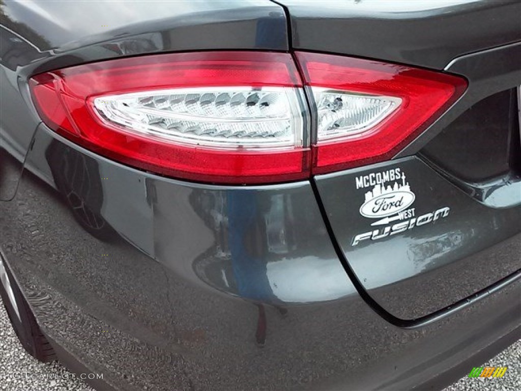 2016 Fusion S - Magnetic Metallic / Medium Earth Gray photo #8