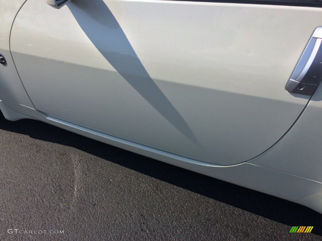 2005 350Z Touring Roadster - Pikes Peak White Pearl / Frost photo #22
