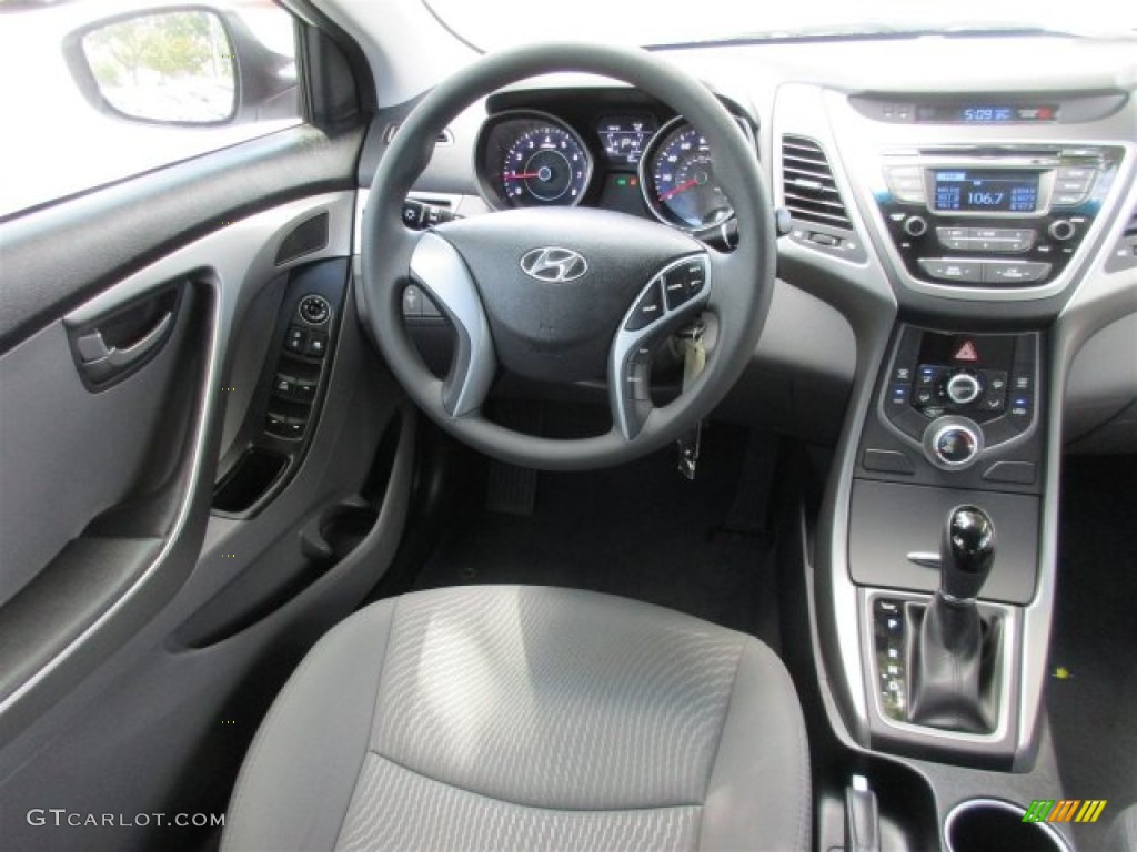 2016 Elantra SE - White / Gray photo #10