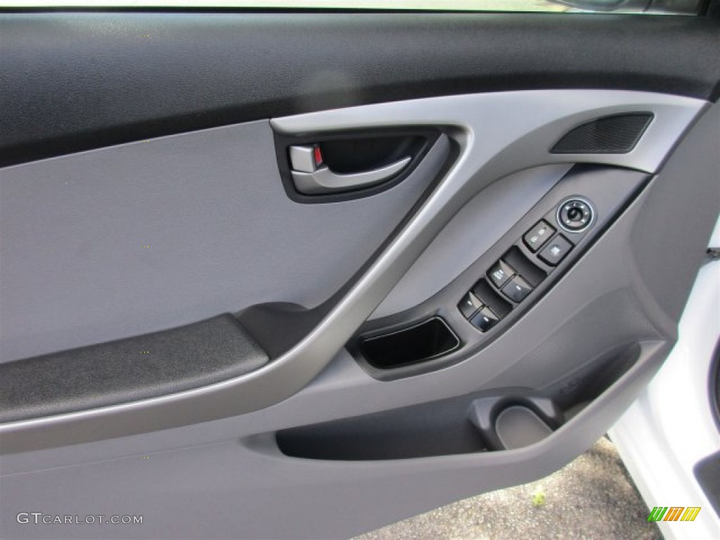 2016 Elantra SE - White / Gray photo #12