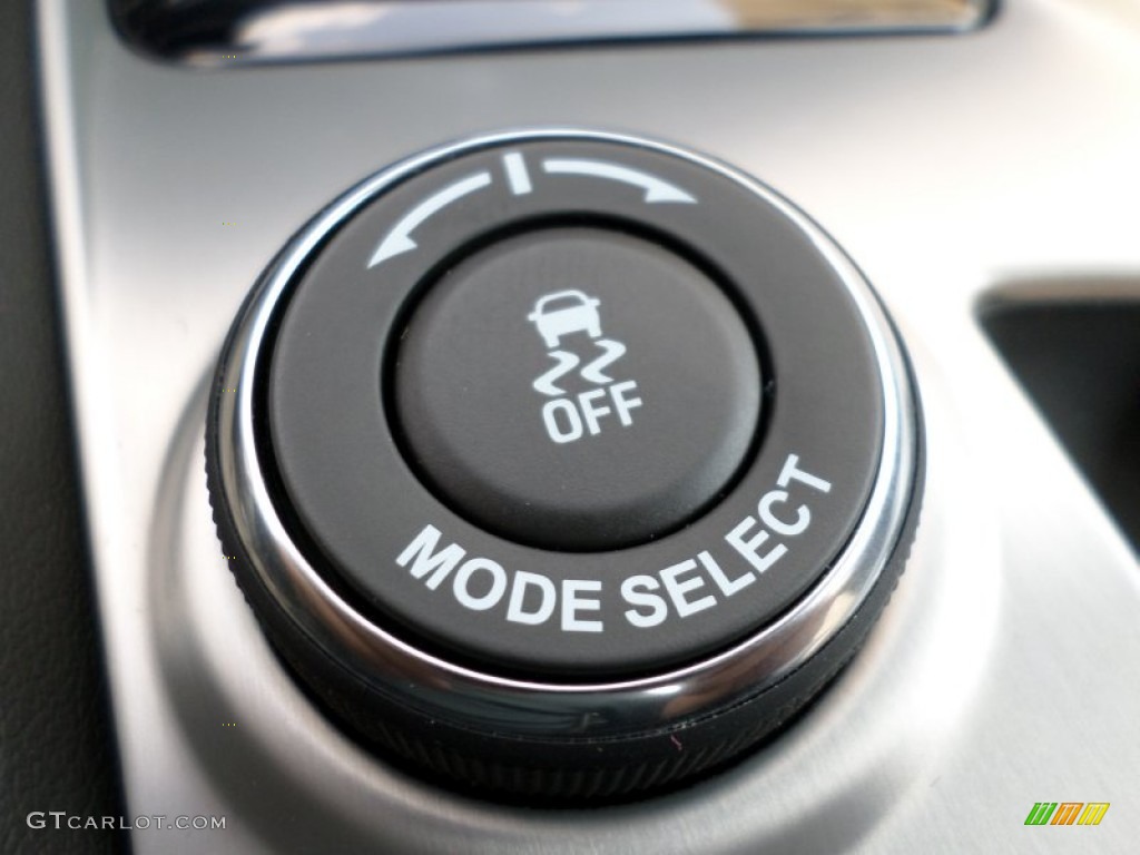 2016 Chevrolet Corvette Stingray Coupe Controls Photo #106906597