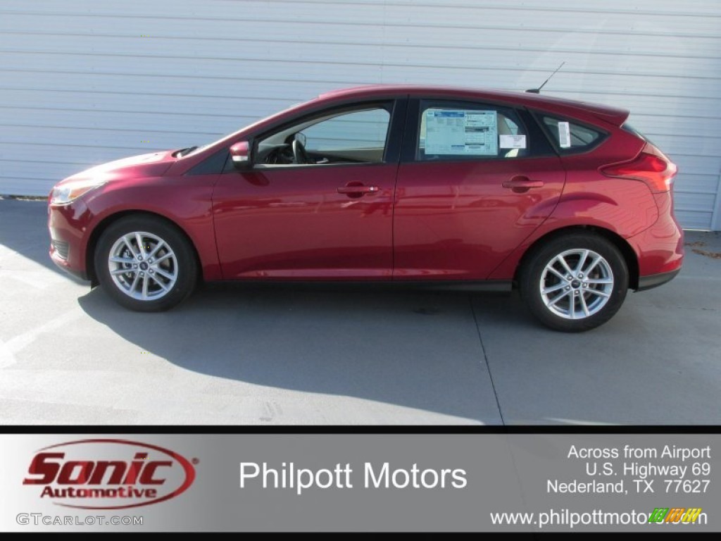 2015 Focus SE Hatchback - Ruby Red Metallic / Charcoal Black photo #6