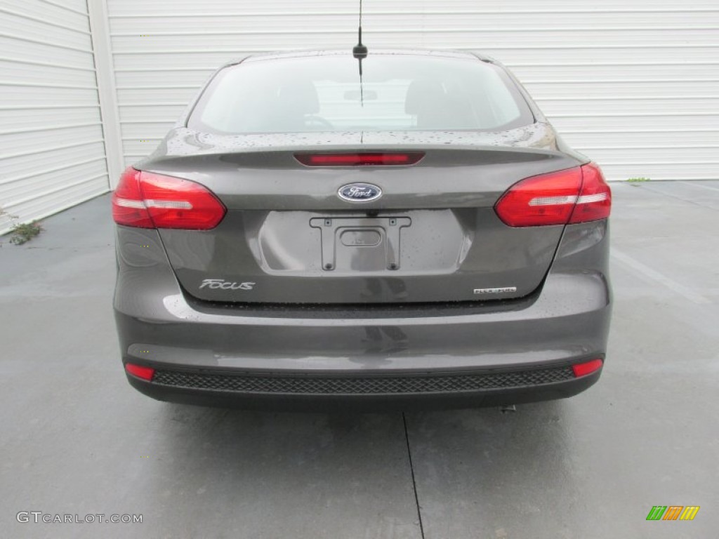 2015 Focus S Sedan - Magnetic Metallic / Charcoal Black photo #5