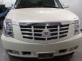 White Diamond - Escalade AWD Photo No. 2