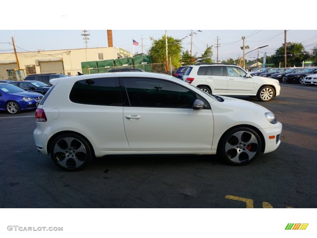 2013 GTI 2 Door - Candy White / Interlagos Plaid Cloth photo #5