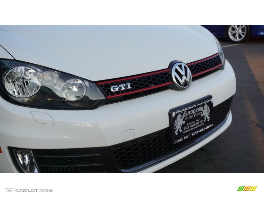 2013 GTI 2 Door - Candy White / Interlagos Plaid Cloth photo #9