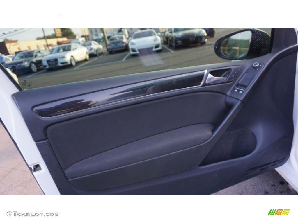 2013 GTI 2 Door - Candy White / Interlagos Plaid Cloth photo #22