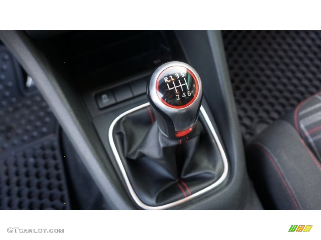 2013 GTI 2 Door - Candy White / Interlagos Plaid Cloth photo #31