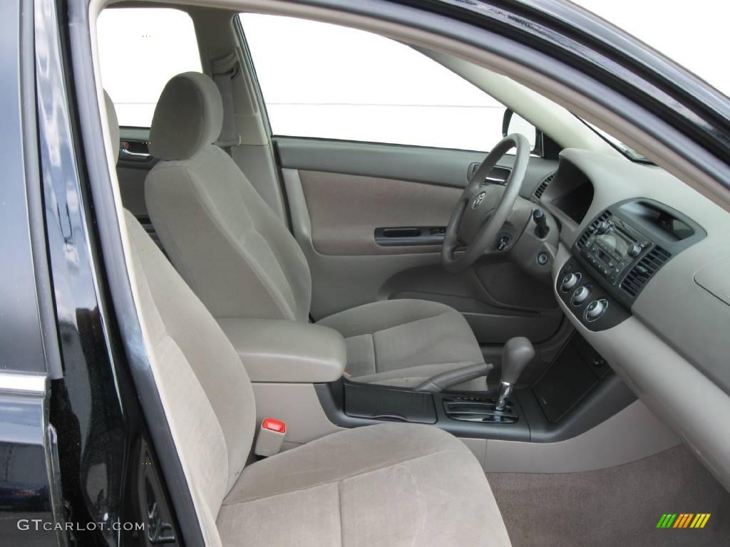 2005 Camry LE - Black / Taupe photo #6