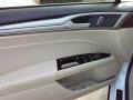 2016 White Platinum Tri-Coat Metallic Ford Fusion SE  photo #29