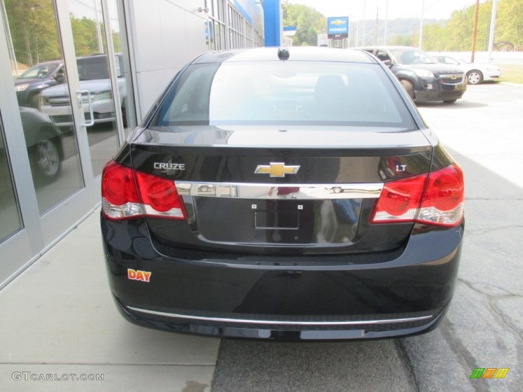 2016 Cruze Limited LT - Black Granite Metallic / Jet Black photo #6