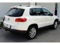Candy White - Tiguan SE Photo No. 9