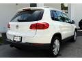Candy White - Tiguan SE Photo No. 10
