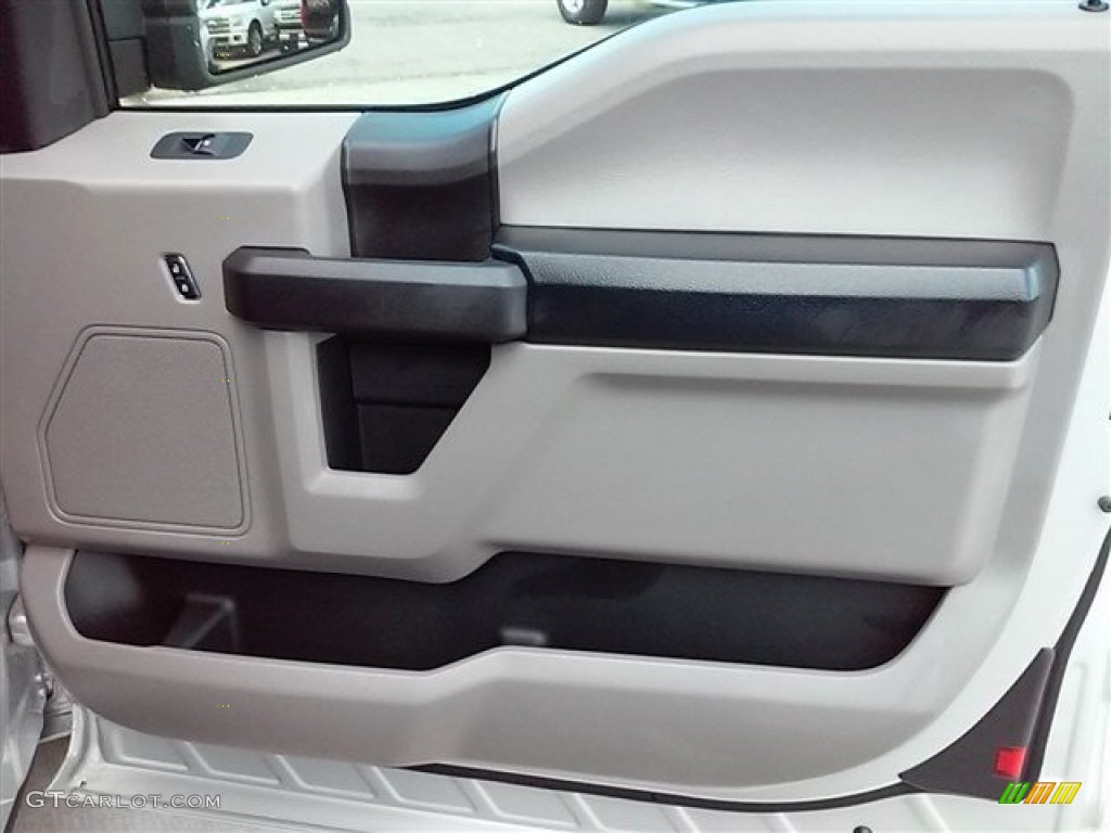 2015 F150 XL SuperCab - Ingot Silver Metallic / Medium Earth Gray photo #28