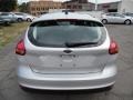 2015 Ingot Silver Metallic Ford Focus SE Hatchback  photo #4