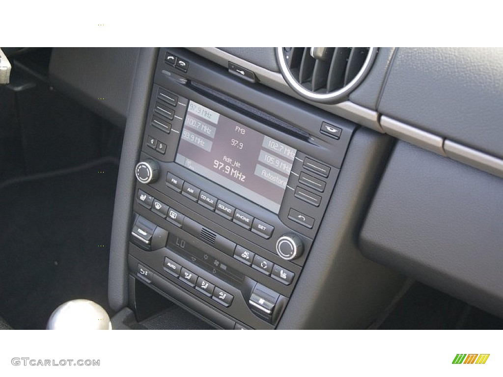2011 Porsche Boxster Standard Boxster Model Controls Photo #106936918